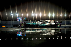 Льюис Хэмилтон, Mercedes AMG F1 W08