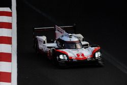 #2 Porsche Team Porsche 919 Hybrid: Timo Bernhard, Earl Bamber, Brendon Hartley