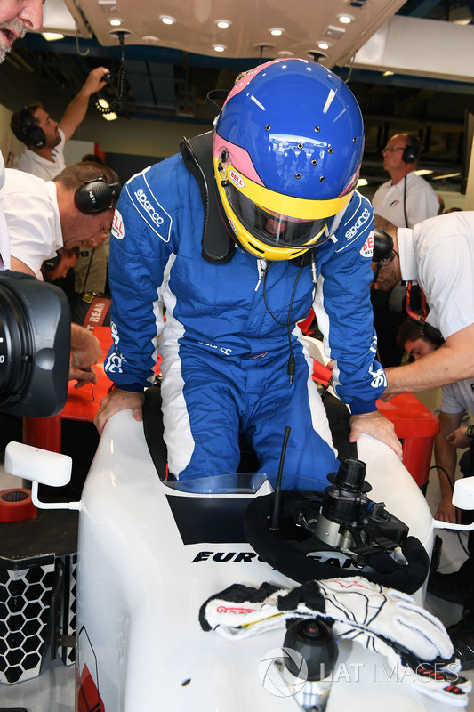 Jacques Villeneuve, F1 Experiences 2-Seater Driver