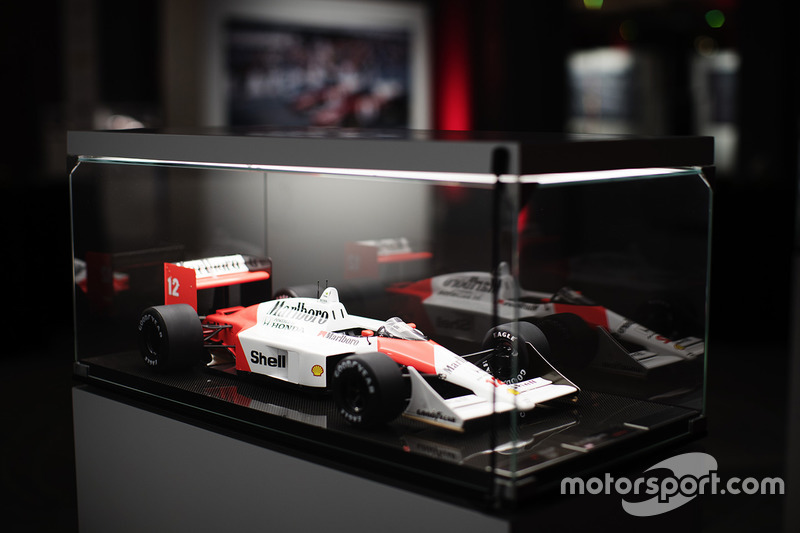 Ayrton Senna'nın 1988 McLaren Honda'sının modeli