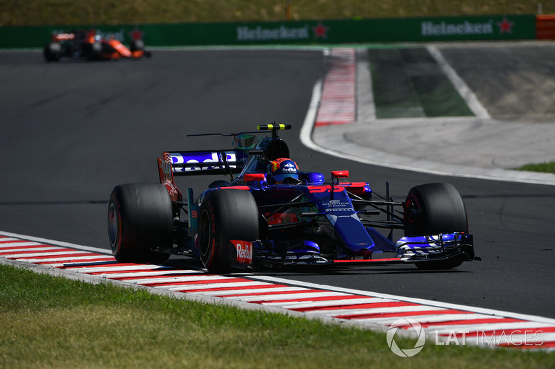 7. Карлос Сайнс, Scuderia Toro Rosso