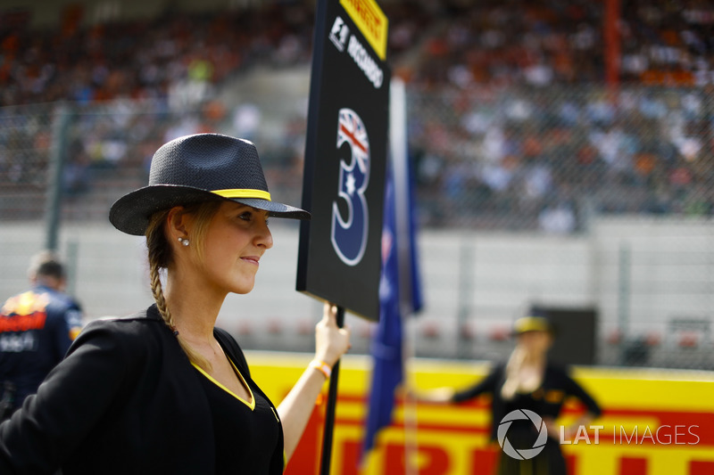 La Grid Girl di Daniel Ricciardo, Red Bull Racing