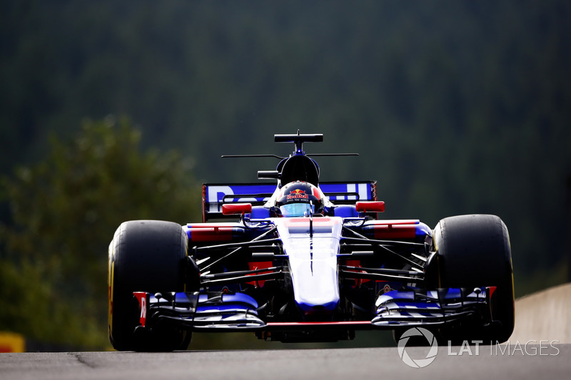 19. Daniil Kvyat, Scuderia Toro Rosso STR12