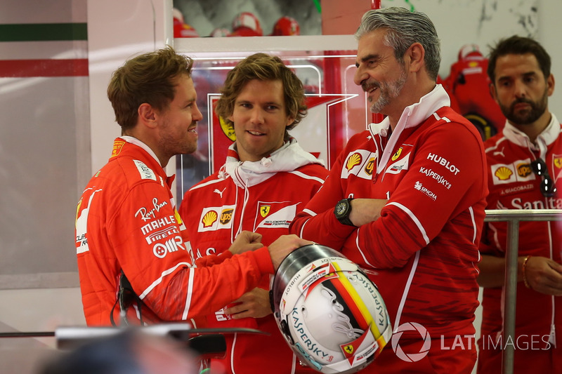 Sebastian Vettel, Ferrari, his trainer Antti Kontsas, Maurizio Arrivabene, Ferrari Team Principal