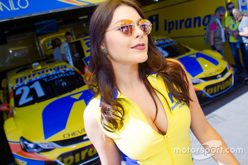 Grid girl