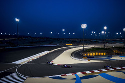Pascal Wehrlein, Sauber C36-Ferrari, Carlos Sainz Jr., Scuderia Toro Rosso STR12, Marcus Ericsson, S