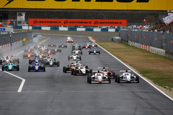 FIA-F4 Rd.2 start