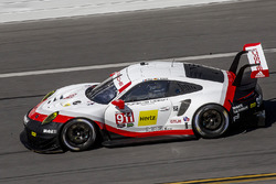 #911 Porsche Team North America, Porsche 911 RSR: Patrick Pilet, Dirk Werner