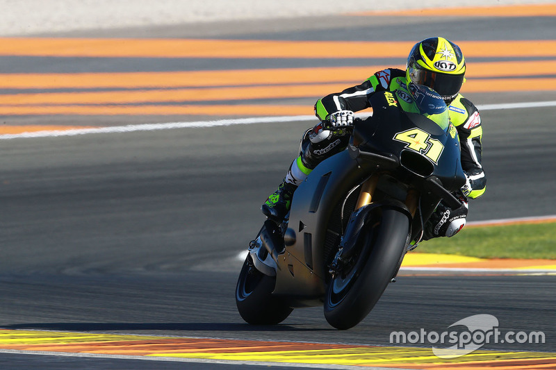 Aleix Espargaro testa pela Aprilia
