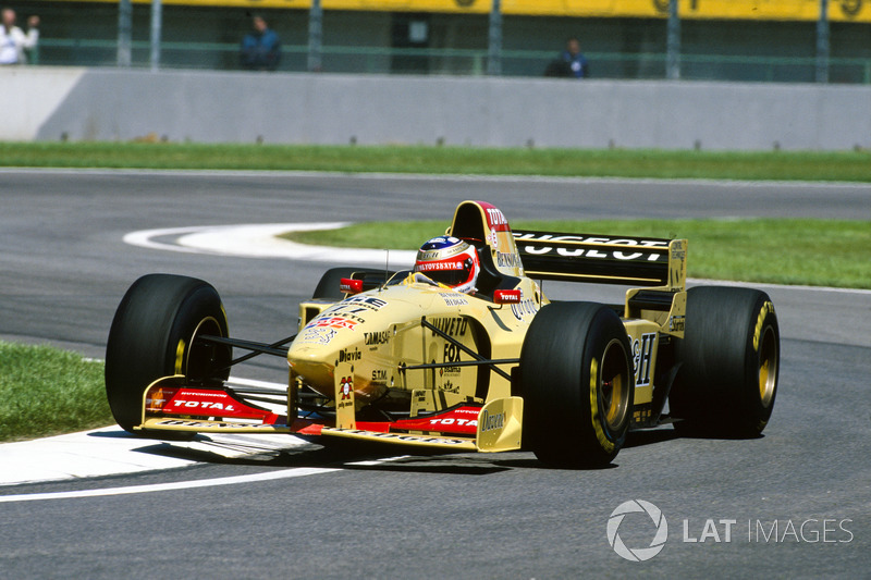 1996: Jordan, 8º no campeonato (14 pts)