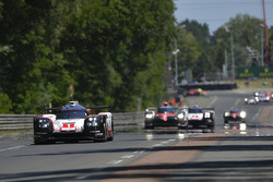 #1 Porsche Team Porsche 919 Hybrid: Neel Jani, Andre Lotterer, Nick Tandy