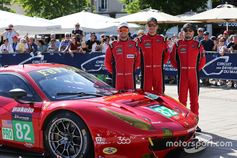 #82 Risi Competizione Ferrari 488 GTE: Toni Vilander, Giancarlo Fisichella, Pierre Kaffer