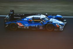 #36 Signatech Alpine A470 Gibson: Gustavo Menezes, Romain Dumas, Matt Rao