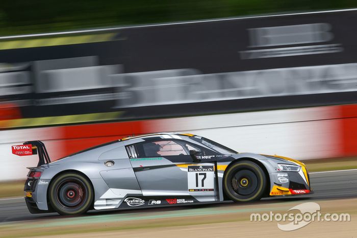 #17 Team WRT Audi R8 LMS: Stuart Leonard, Robin Frijns