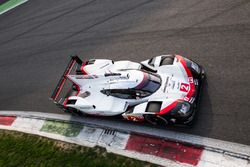 #2 Porsche Team Porsche 919 Hybrid: Timo Bernhard, Earl Bamber, Brendon Hartley