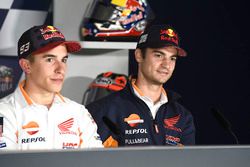 Гонщики Repsol Honda Team Дани Педроса и Марк Маркес