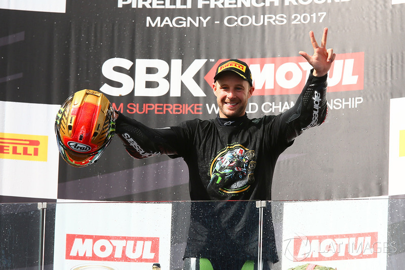 Race winner and 2017 champion Jonathan Rea, Kawasaki Racing