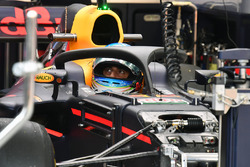 Daniel Ricciardo, Red Bull Racing RB13 and halo