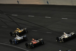 James Hinchcliffe, Schmidt Peterson Motorsports Honda, Mikhail Aleshin, Schmidt Peterson Motorsports Honda, Scott Dixon, Chip Ganassi Racing Honda, Helio Castroneves, Team Penske Chevrolet