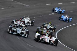 Josef Newgarden, Team Penske Chevrolet, Tristan Vautier, Dale Coyne Racing Honda