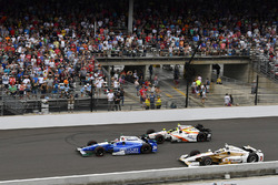 Takuma Sato, Andretti Autosport Honda, Ed Jones, Dale Coyne Racing Honda, Helio Castroneves, Team Pe