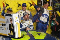 2016 Champion and race winner Jimmie Johnson, Hendrick Motorsports Chevrolet