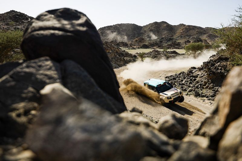 #504 Defender Rally, Defender D7X-R: Sara Price, Sean Berriman 