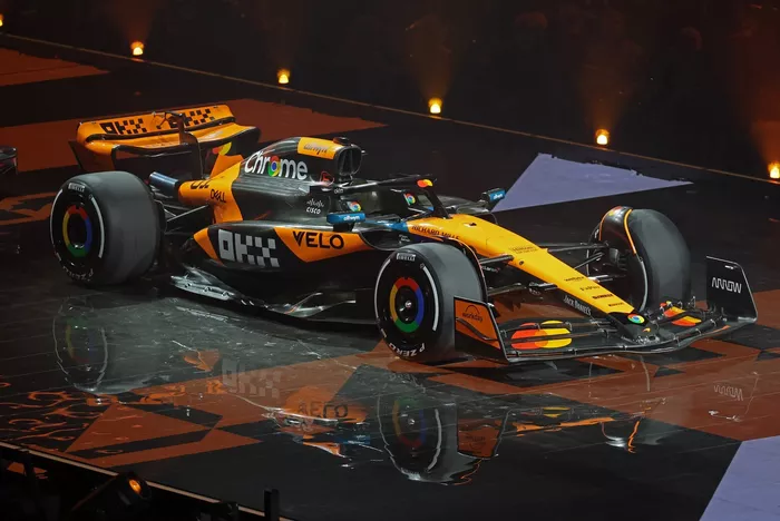 McLaren MCL39