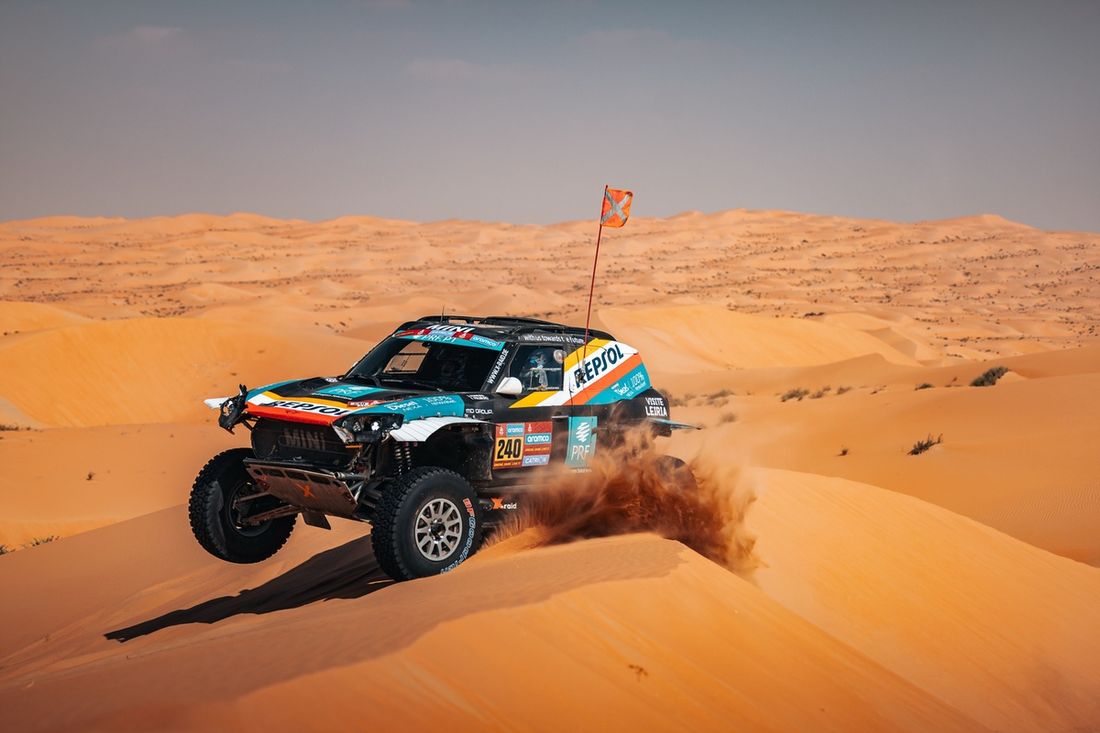 #240 X-Raid Mini JCW Team Mini: Joao Ferreira, Filipe Palmeiro