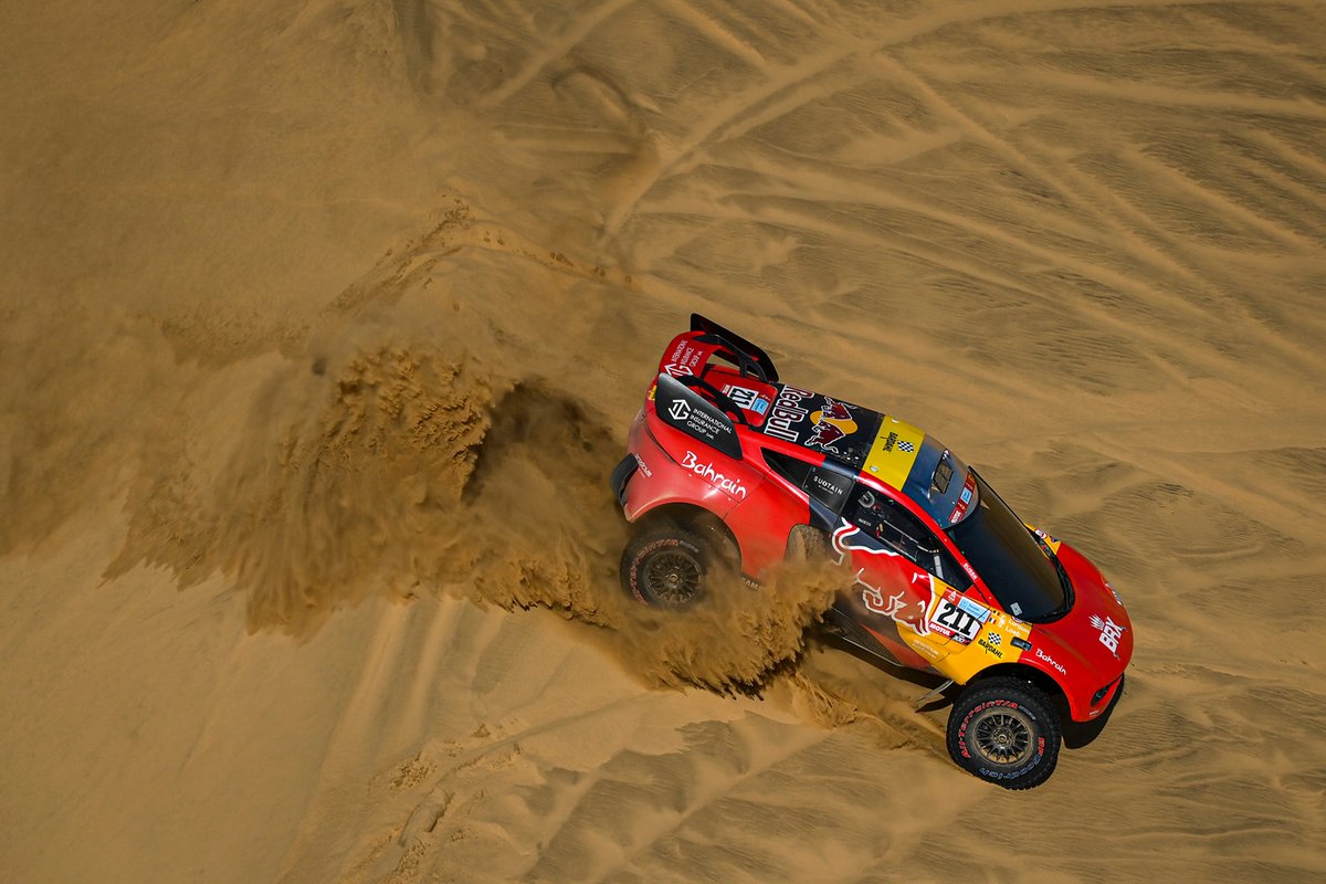 #211 Bahrain Raid Xtreme Prodrive: Sebastien Loeb, Fabian Lurquin
