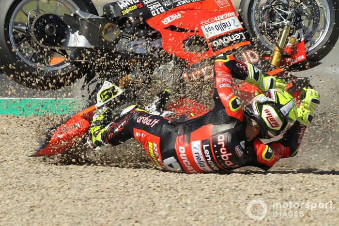 Caída de Alvaro Bautista, Aruba.it Racing Ducati