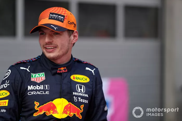 Ganador Max Verstappen, Red Bull Racing, en Parc Ferme