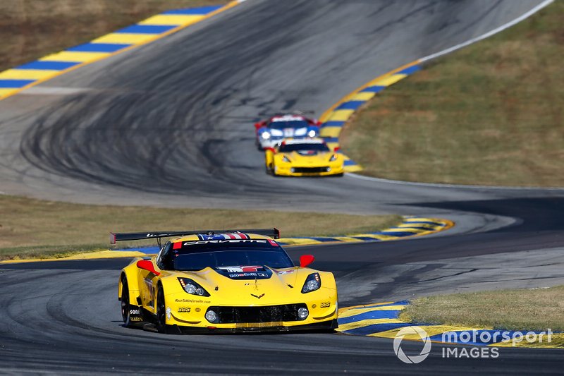 #4 Corvette Racing Corvette C7.R: Oliver Gavin, Tommy Milner, Marcel Fässler