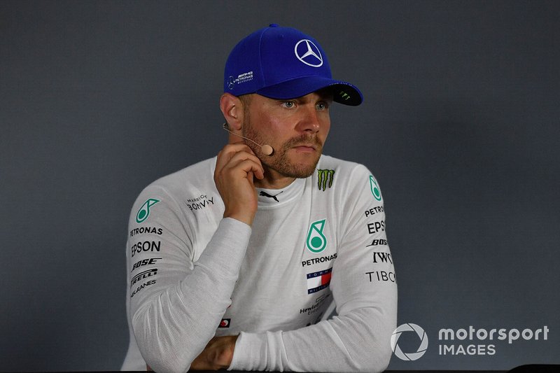 Valtteri Bottas, Mercedes AMG F1, secondo classificato, alla conferenza stampa