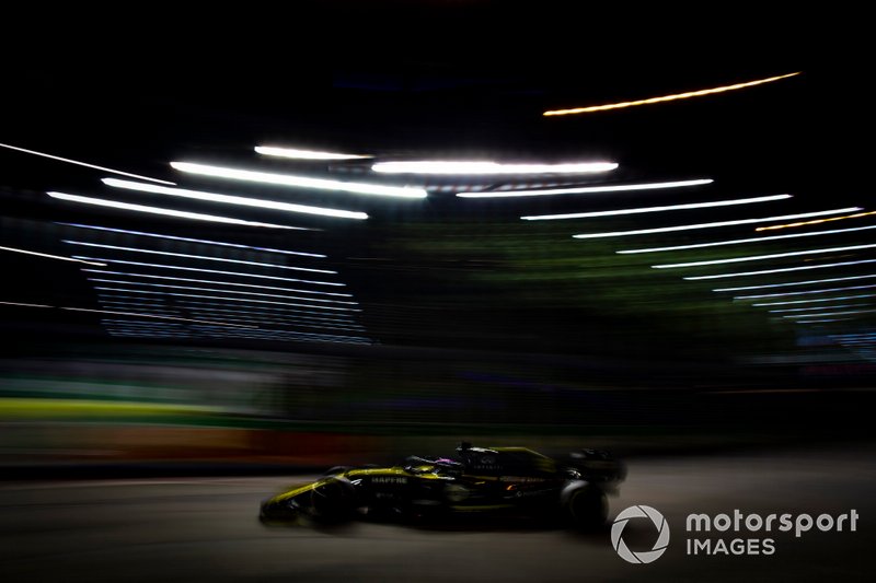 Daniel Ricciardo, Renault F1 Team R.S.19