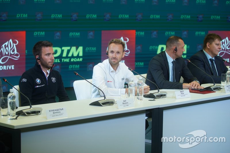 Philipp Eng, BMW Team RBM, René Rast, Audi Sport Team Rosberg