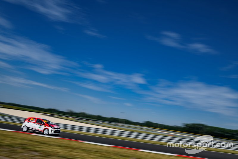 KPC, KIA PLATINUM CUP, Slovakiaring, Q1