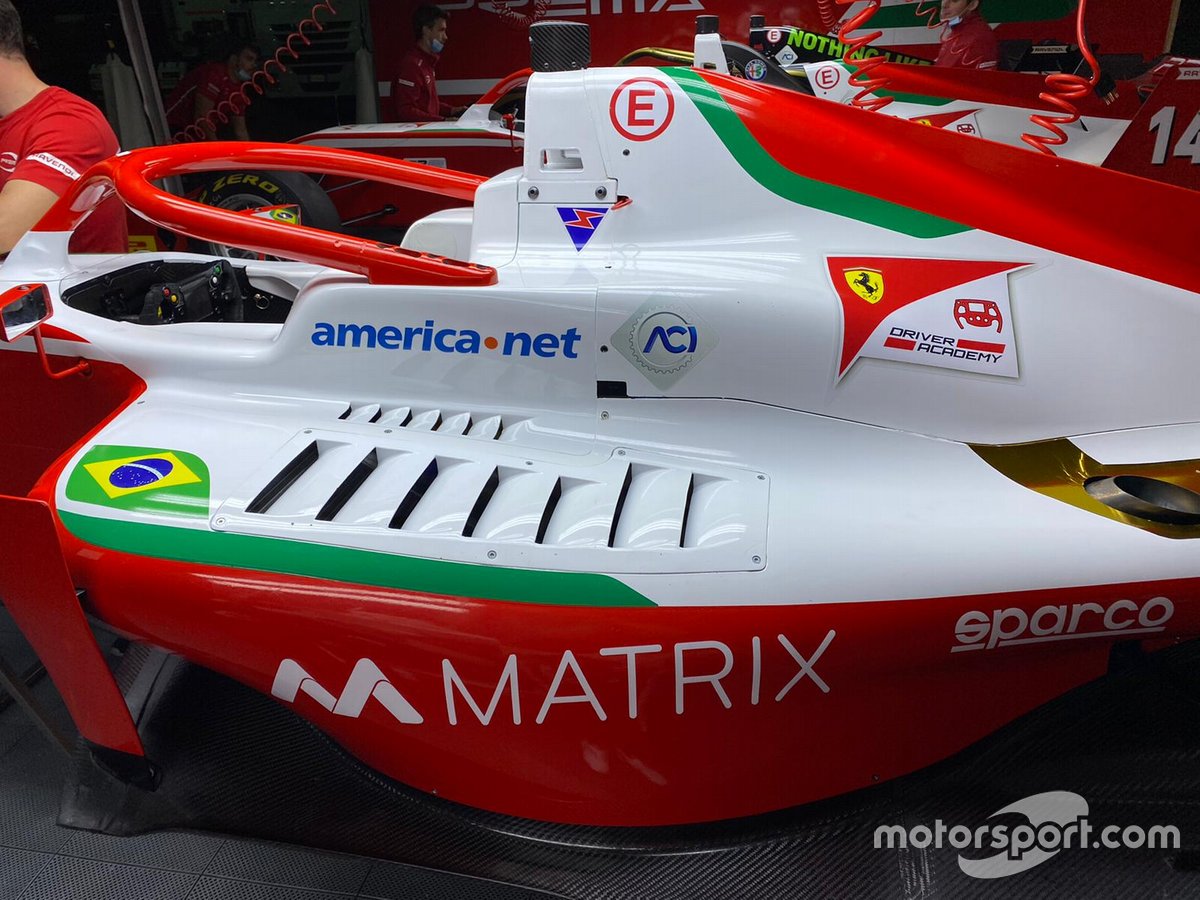 Carro de Gianluca Petecof