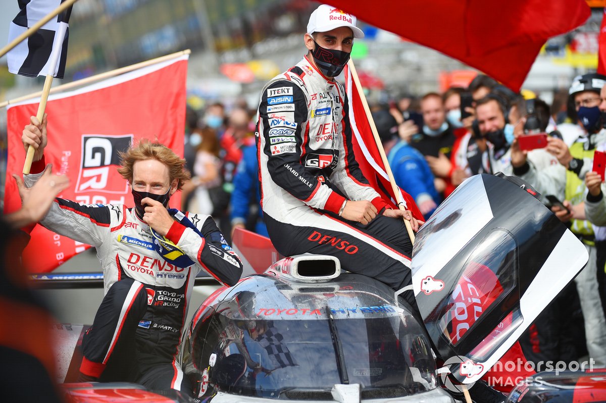Ganadores #8 Toyota Gazoo Racing Toyota TS050: Sebastien Buemi, Kazuki Nakajima, Brendon Hartley