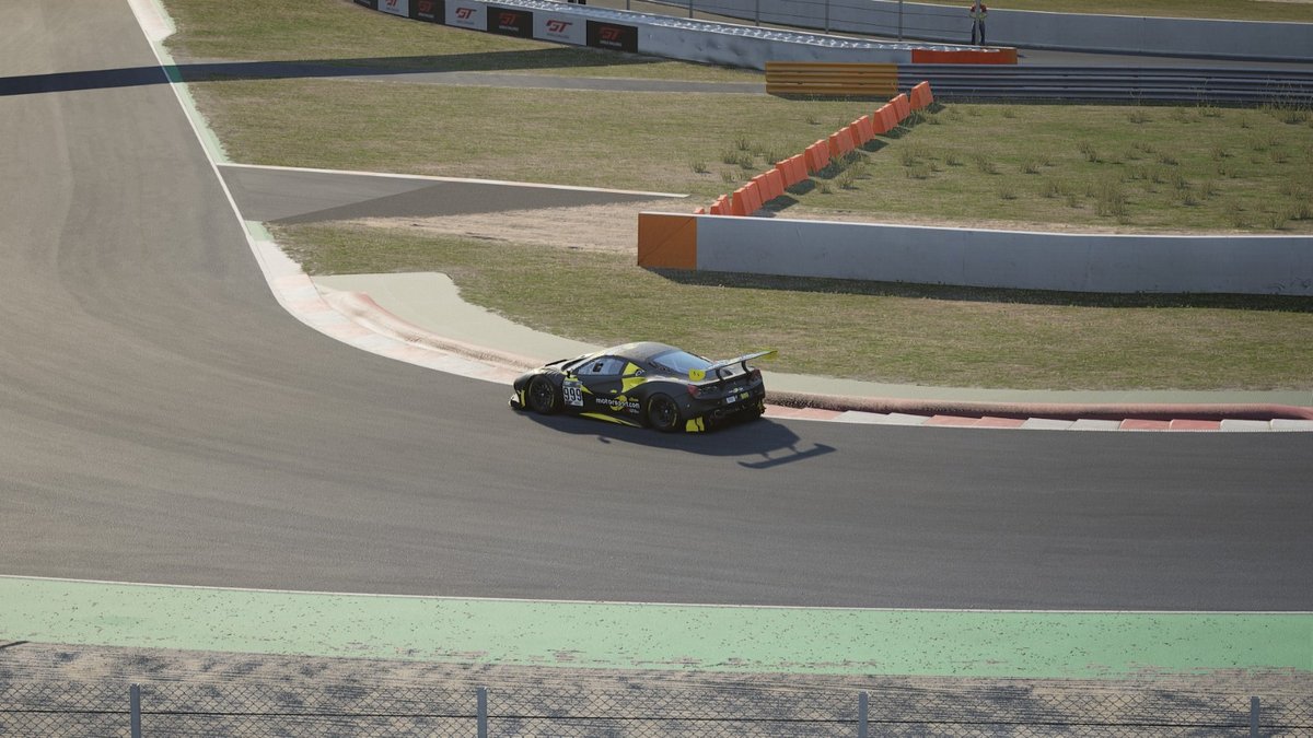 Motorsport.com eTeam Powered by MindTrick