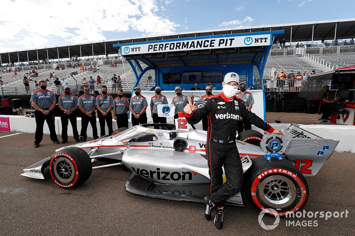 Ganador de la pole Will Power, Team Penske Chevrolet