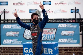 Zane Smith, GMS Racing, Chevrolet Silverado Cystic Fibrosis Foundation celebrates his win