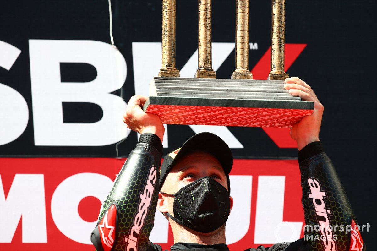 Podio: Ganador Jonathan Rea, Kawasaki Racing Team