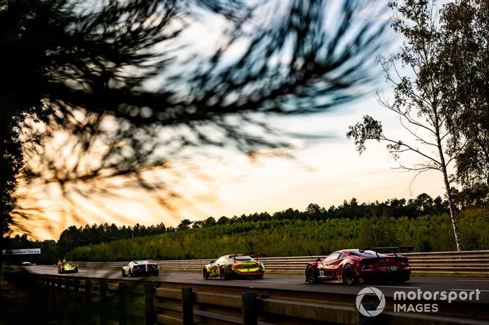 #98 Aston Martin Racing Aston Martin Vantage: Paul Dalla Lana, Augusto Farfus, Ross Gunn, #82 Risi Competizione Ferrari 488 GTE Evo: Olivier Pla, Sébastien Bourdais, Jules Gounon