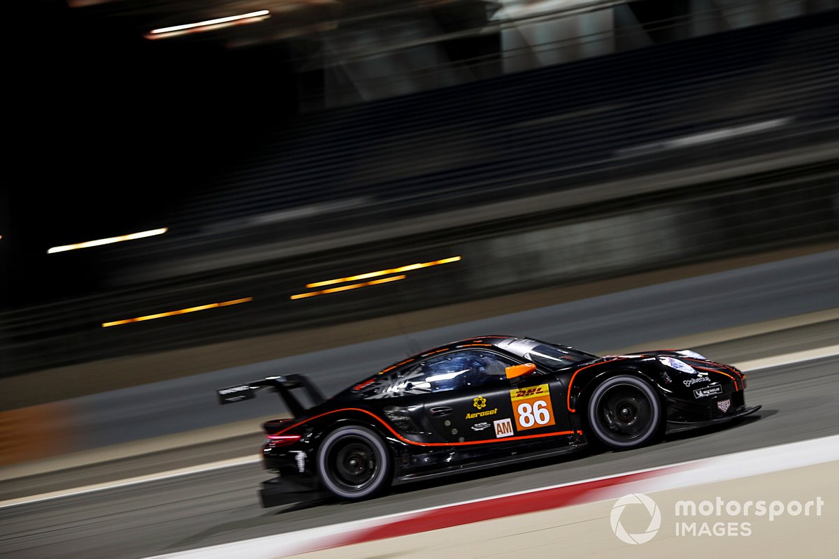 #86 Gulf Racing Porsche 911 RSR: Michael Wainwright, Alessio Picariello, Benjamin Barker