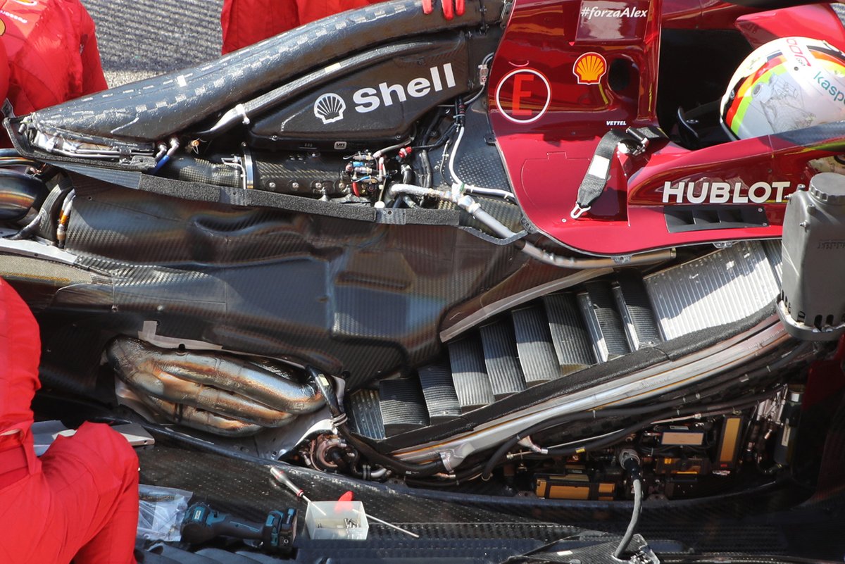 Ferrari SF1000: Motorinstallation