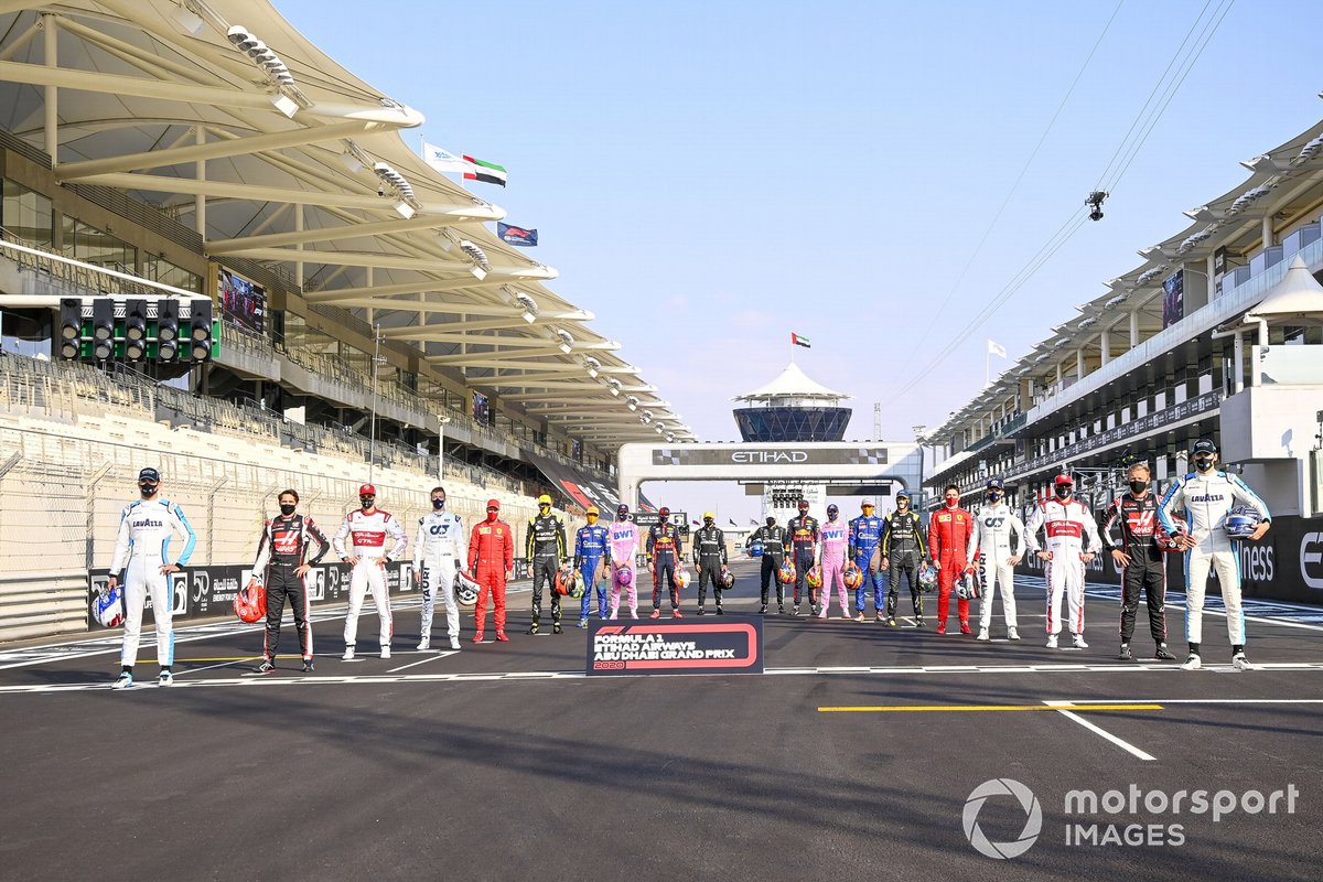 Foto di gruppo di fine stagione dei piloti