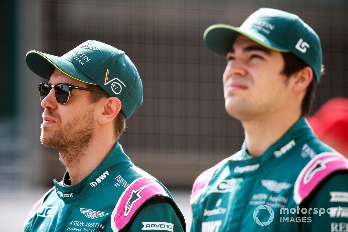 Sebastian Vettel, Aston Martin AMR21 y Lance Stroll, Aston Martin AMR21