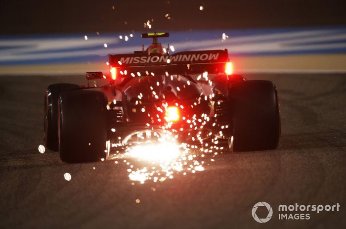 Carlos Sainz Jr., Ferrari SF21