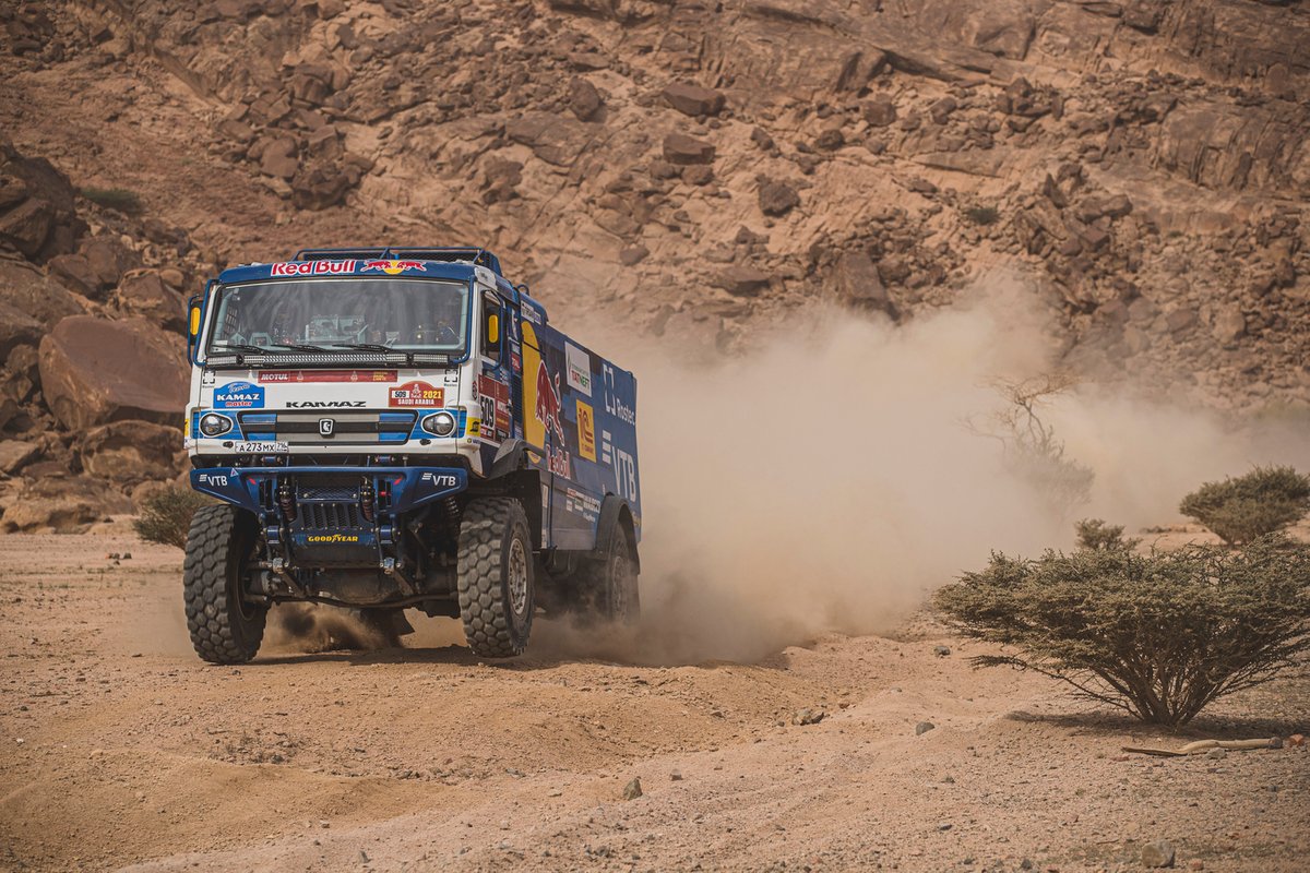 #509 Kamaz - Master: Airat Mardeev, Dmitriy Svistunov, Akhmet Galiautdinov